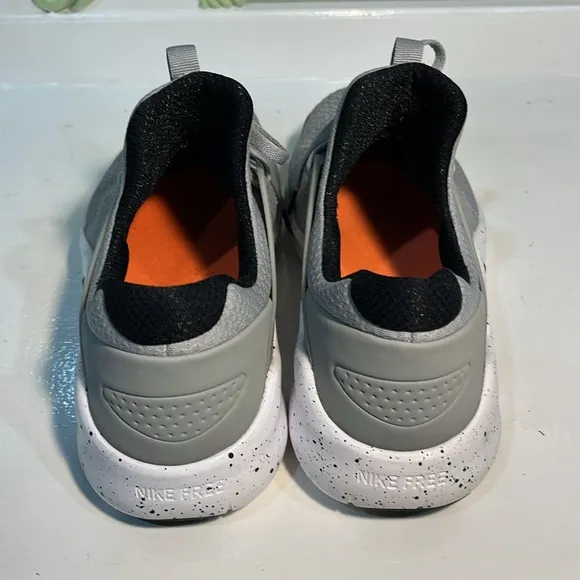 Nike Gray Athletic Shoes Men’s 11.5 AH9395-001