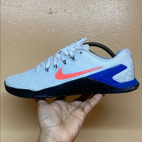 Nike Metcon 4 “Flash Crimson Blue”