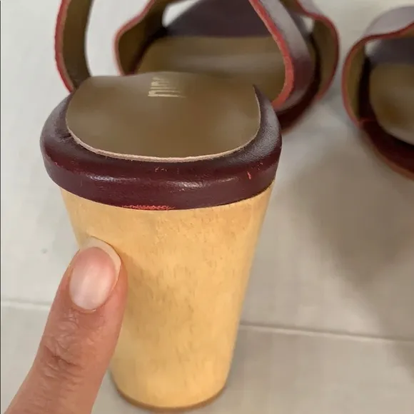NINA PAYNE | Anthropologie Plum Star Heel Sandals