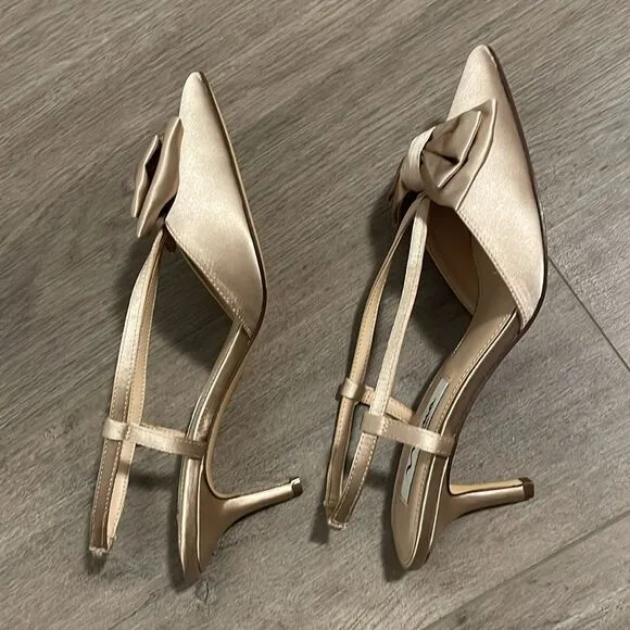 Nina beige kitten heels