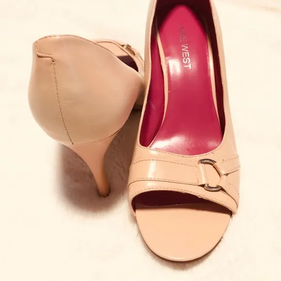 🆕Nine West Blush Peep Toe Pumps Size 8