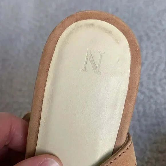 Nisolo tan suede block heel sandals size 8.5
