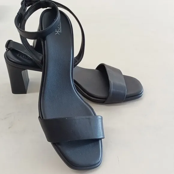 Nordstrom Rack Women's Black Faux-Leather Landry Square-Toe Heeled Sandals