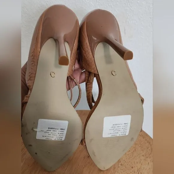 NWOB Carvela Gravitate Croc Embossed Heel Sandals Size 10 in Nude Tan
