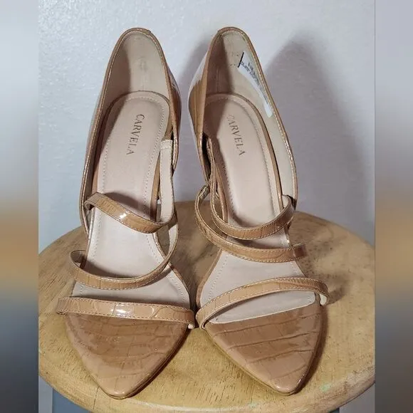 NWOB Carvela Gravitate Croc Embossed Heel Sandals Size 10 in Nude Tan
