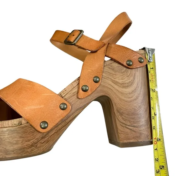 NWOB Kork-Ease Drew Strappy Leather Strap Block Heel Platform Sandals Size 8M