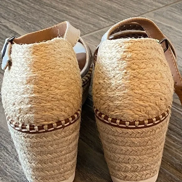 NWOB Nicole Sandal