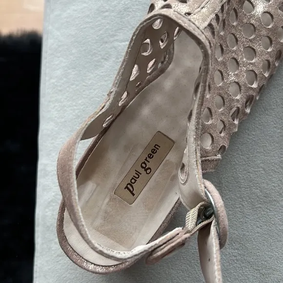 NWOB Paul Green Tico Perforated Block-Heel Sandals Size 4 UK / 6.5 US