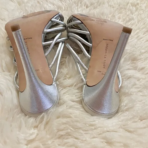 NWOB VERONICA BEARDAvita Metallic Cage Slide Sandals Sz 5.