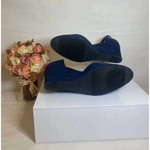 NWOB Attention Wedge Heels