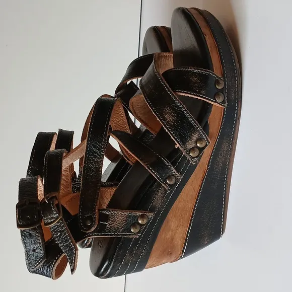 NWOT Bed Stu Jullian Distressed Leather Wooden High Heel Wedge Size 9