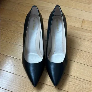 NWOT Cole Haan Grand ambition Women's Black Pumps