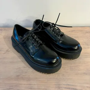 NWOT Jeffrey Campbell Platform Black Lace-Up Shoes