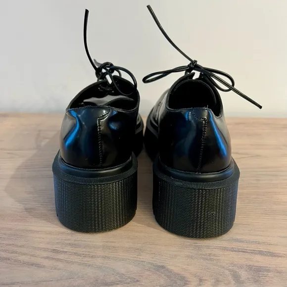 NWOT Jeffrey Campbell Platform Black Lace-Up Shoes