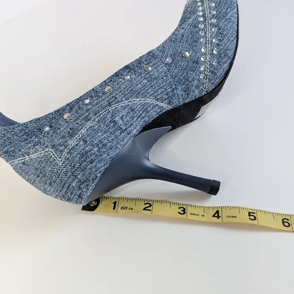 NWOT Jeffrey Campbell Yee Haw Heels Blue Acid Wash Denim Studs Rhinestones sz 8½