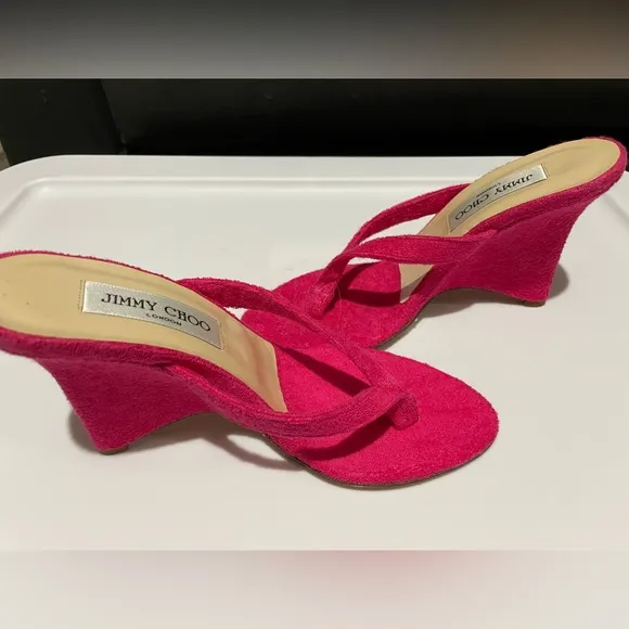 NWOT Jimmy Choo Fuchsia Pink Terry Flip Flop Sandal