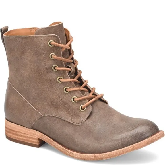 NWOT Kork-Ease Violeta Boot Bootie Lace-Up Burnished Leather Taupe Distress 9.5