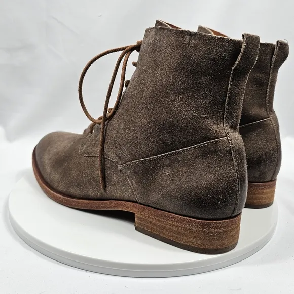 NWOT Kork-Ease Violeta Boot Bootie Lace-Up Burnished Leather Taupe Distress 9.5