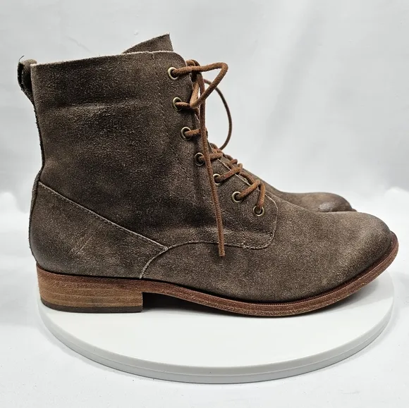 NWOT Kork-Ease Violeta Boot Bootie Lace-Up Burnished Leather Taupe Distress 9.5