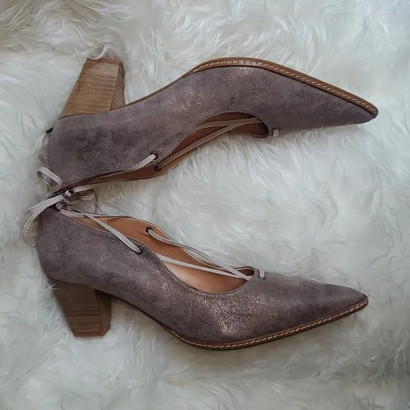 *NWOT* Sundance Odelle lace detail heels