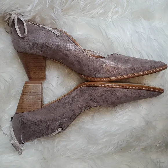 *NWOT* Sundance Odelle lace detail heels