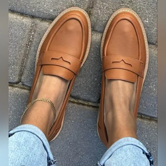NWOT Toms Leather -Size 7