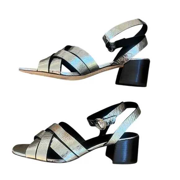 NWOT Tory Burch City Silver Metallic Crinkled Leather Strappy Sandals – Sz 10