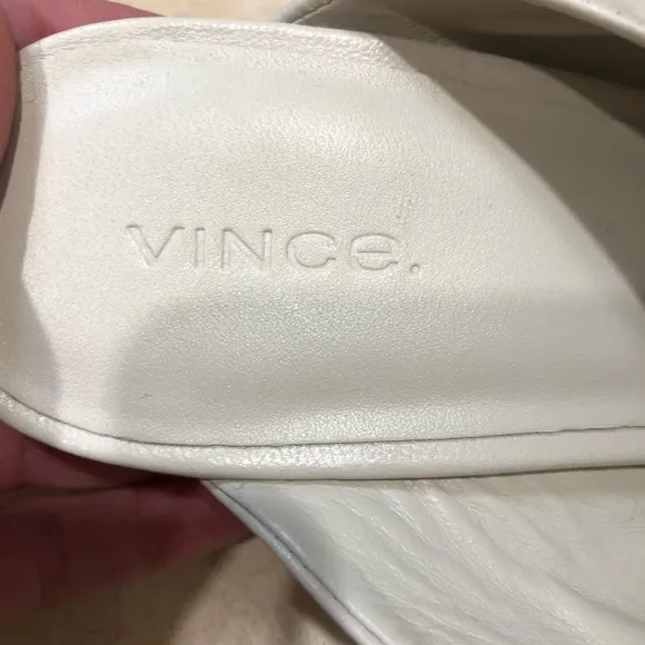 NWOT Vince Denise Knot Slide Sandals