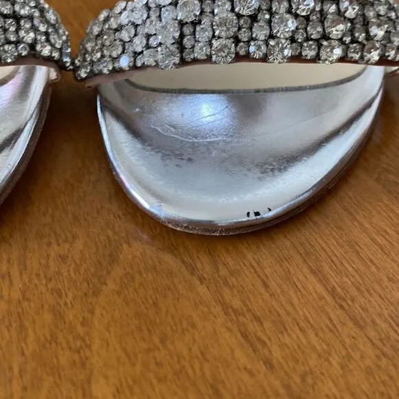 NWOT  Butter  heels