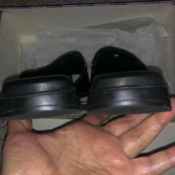 NWT BRIGHTON Black Yoko Crocodile Leather Sandals Slipnons
