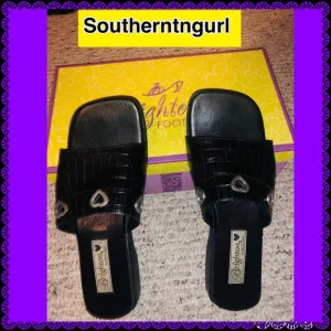 NWT BRIGHTON Black Yoko Crocodile Leather Sandals Slipnons