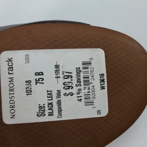 NWT COLE HAAN Leather Wedge Sandals