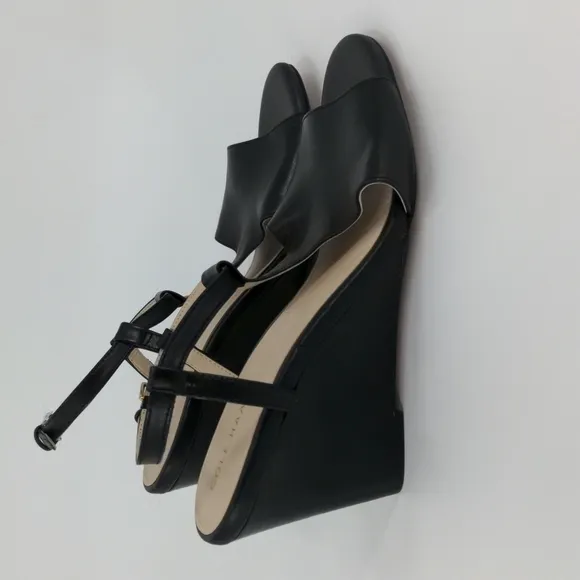 NWT COLE HAAN Leather Wedge Sandals
