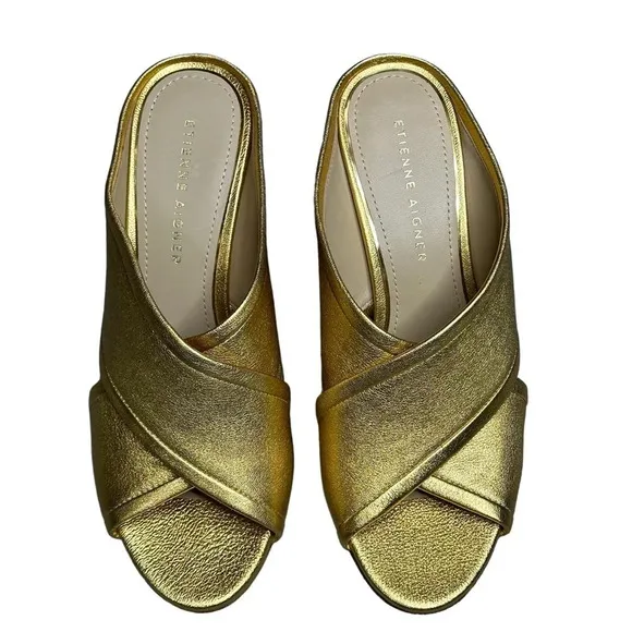 NWT Etienne Aigner Lido Cork Heel Sandal in Mettlic Gold Leather. Sz: 7