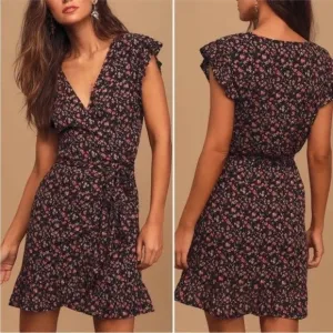 NWT Lulus A Beauty Downtown Black Floral Print Wrap Mini Dress Large