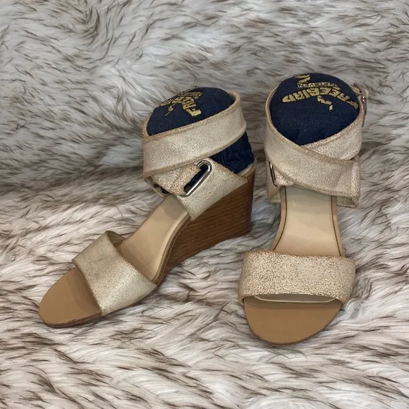 NWT Rag &amp; Bone Damien Wedge Sandals Strappy White Gold Crackle Size 8 (EU 38)