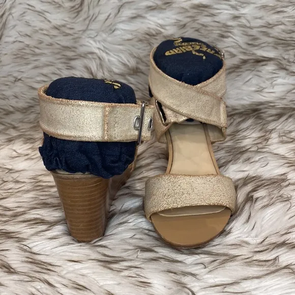 NWT Rag &amp; Bone Damien Wedge Sandals Strappy White Gold Crackle Size 8 (EU 38)