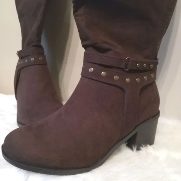 NWT Torrid Faux Suede Block Heel Studded Boots