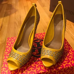 NWT Tory Burch Regan High Heel Peep-Toe