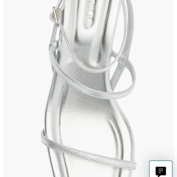 NWT Vince Callie Kitten Heel Sandal