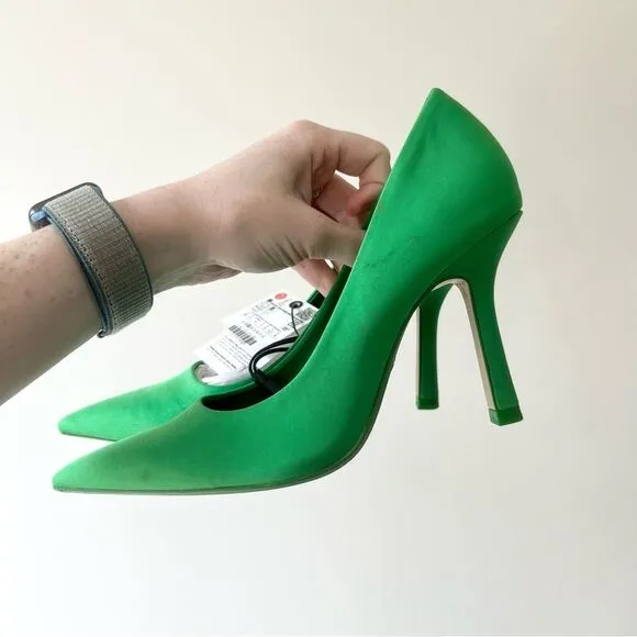 NWT Zara Fabric Kitten Heel Point Toe Shoes in Green