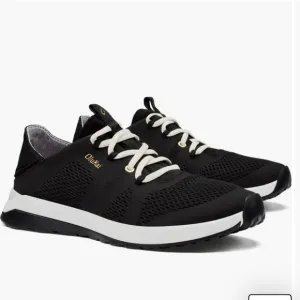 OluKai Huia Athletic Sneaker Women's Black 8