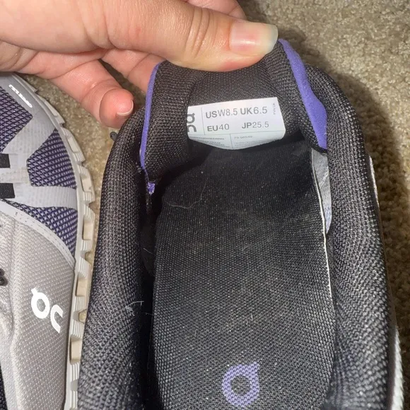 On cloud 5 Running Purple and Black Shoes