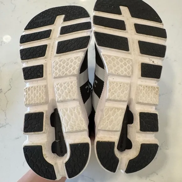 ON Cloud Runner Sneakers