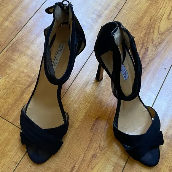 Oscar de la Renta black high heel sandals