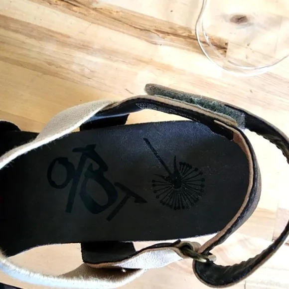 OTBT Duty Free Sandals (Size 10)