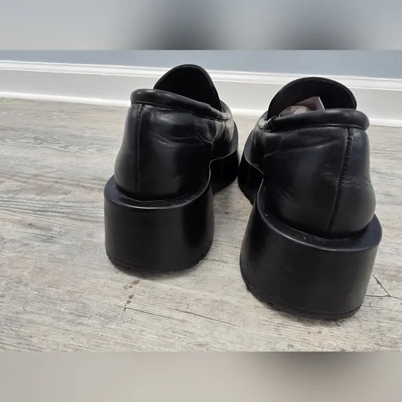 Paloma Barcelo Platform Loafers Size 37/7. D240082