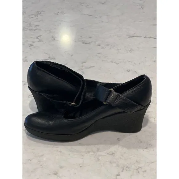 Paola Ferri‎ Women’s Leather Wedge Heels Shoes Size 7 Black Comfort Round Toe