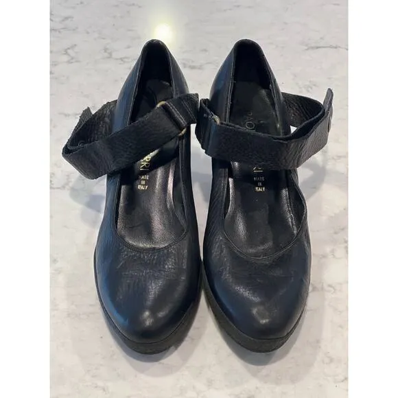 Paola Ferri‎ Women’s Leather Wedge Heels Shoes Size 7 Black Comfort Round Toe