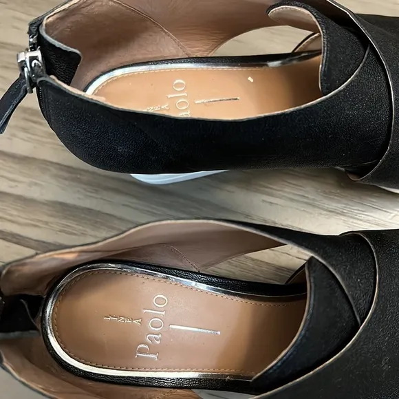 PAOLO BLACK WEDGE SANDALS 8